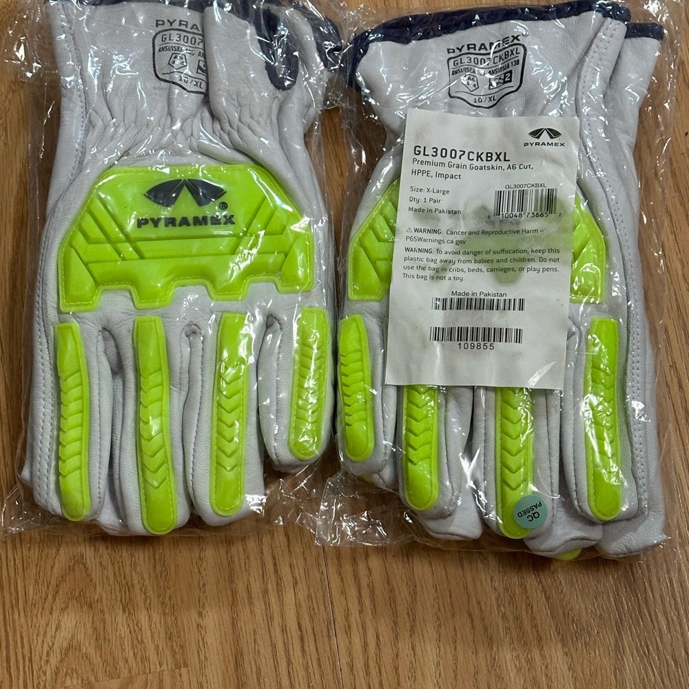 Pyramex  Work Gloves

Premium Grain Goatskin, A6 Cut.
